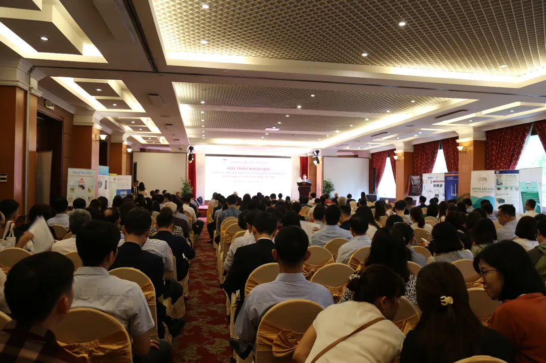 Hội thảo khoa học về “Tăng cường kiểm soát chất lượng sinh phẩm tại Việt Nam” và “Tổng kết chương trình Thử nghiệm thành thạo bằng so sánh liên phòng thí nghiệm năm 2023”